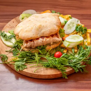 Bela vešalica 180g
