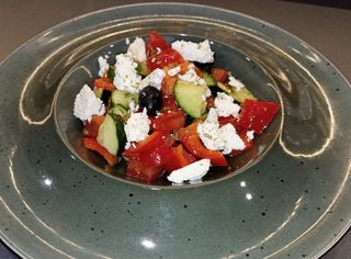 Салат "Грецький з бринзою" (200 г)