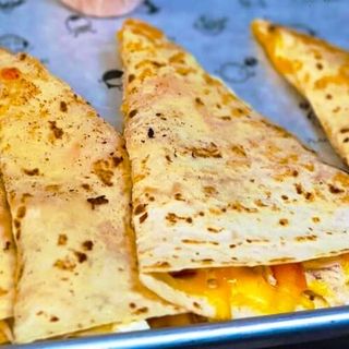 Quesadilla gringa
