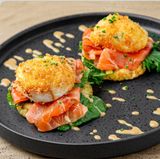 Papanasi sarati cu somon slab sarat