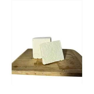 Telemea proaspata de capra S.