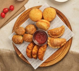 Ассорти из выпечки агрегаторы