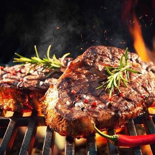 Стейк зі свинини та овочами гриль  (500г)