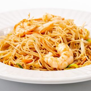 231. Spaghetti di riso con gamberetti