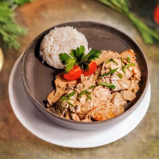 Телятина в сливочном соусе