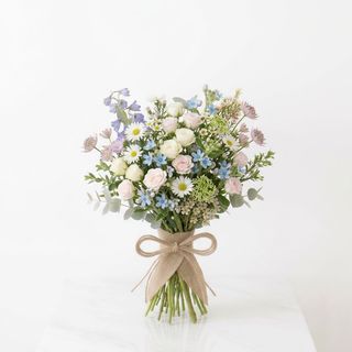 Fiori di stagione misto chiaro
