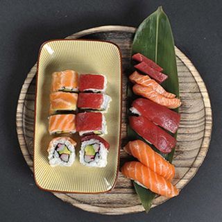 106. Bandeja no. 1  (16 uds.)