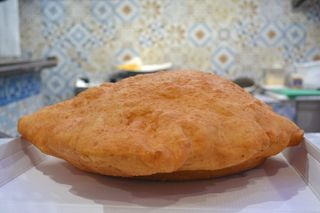 Pi̇zza fritta
