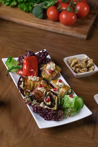 ბადრიჯანი ნიგვზით