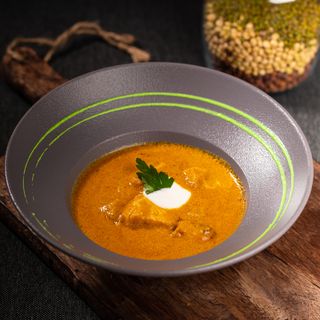 Spice special chicken handi