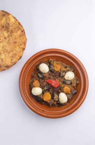Tagine De Viande Aux Pruneaux