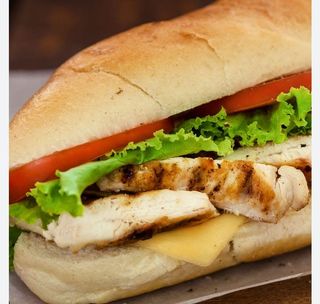 Bocadillo Especial De Pollo