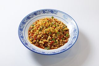 Дин Дин Цомян (Агрегатор)