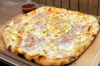 2x Pizza Napoletana 42cm + Gratis pizza 42cm