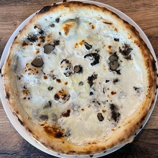 Pizza Tartufata 
