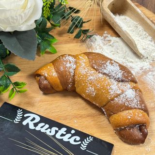 Corn cu nucă și dulceață