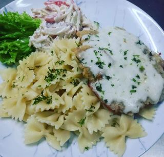 Відбивна(свинина) під сиром,макарони, с-т оригінальний 420г