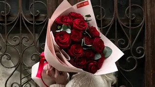 13 წითელი ვარდი
