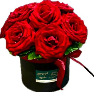 10 ცალი წითელი ვარდი