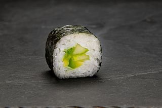 Maki aguacate y pepino (8 uds.)