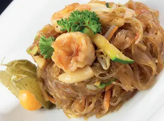 64. Spaghetti di soia con gamberi