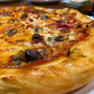 Пица Капричоза (500 г)