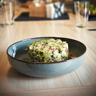 Салата с булгур и свежи зеленчуци 300г