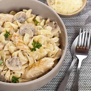 Penne Escalope Sauce Blanche