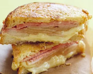 Tosta de Queijo e Fiambre