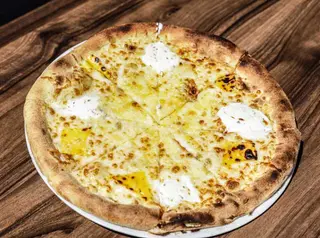 Pizza 4 Fromages