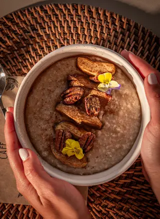 Apple pie oatmeal