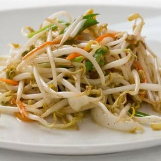 Brotes De Soja Salteados