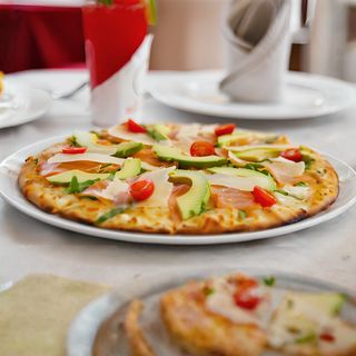 Pizza Avocado