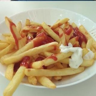 patatas fritas (1 ración)