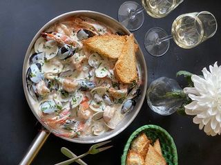 Соте з морепродуктами L (1kg)