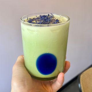 Iced Matcha Lawendowa