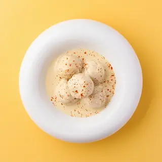 Курячі мітболи у вершковому соусі