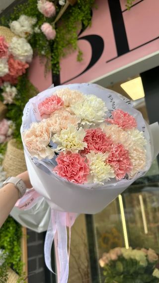 Bukiet goździków «Girly Flowers»