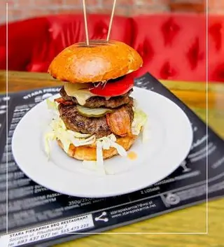 Burger Ze srem