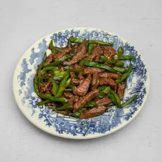 Ternera Con Pimientos Verdes