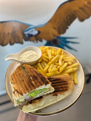 Sendvič sa pršutom 300g