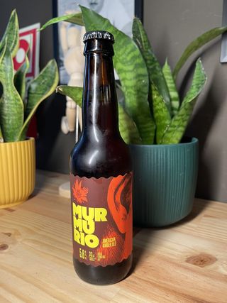 Cerveja Dois Corvos Murmúrio - Amber Ale