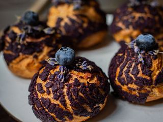 Тістечко Шу лаванда