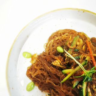 192. Spaghetti soia con verdure