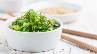 11. Insalata alghe cinese agropiccante