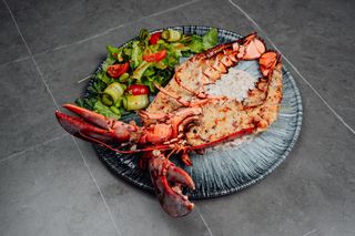 Omar cu mix de salată