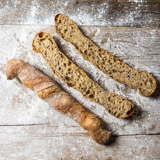 Barra de Pan Raíz Multicereal 300 Gr.