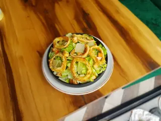 Салата Цезар с каламари