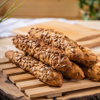 Гризини от спелта със слънчогледови и ленени семена (200г)