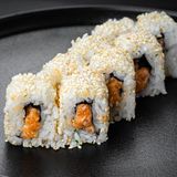 როლი ცხარე ორაგულით 